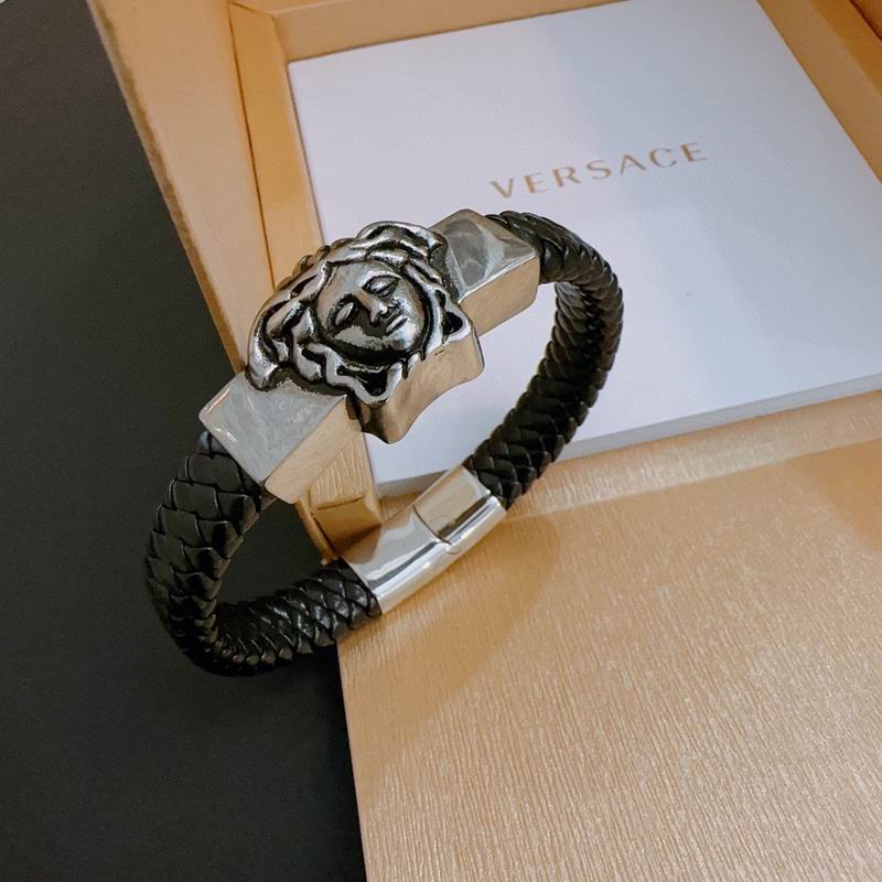 Versace bracelet 04lyx50